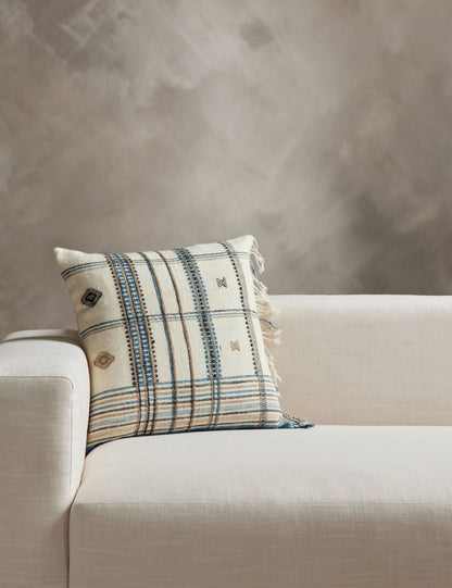 Kavia Pillow
