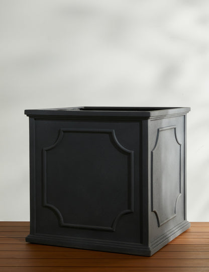 Cumberland Planter by Campania International