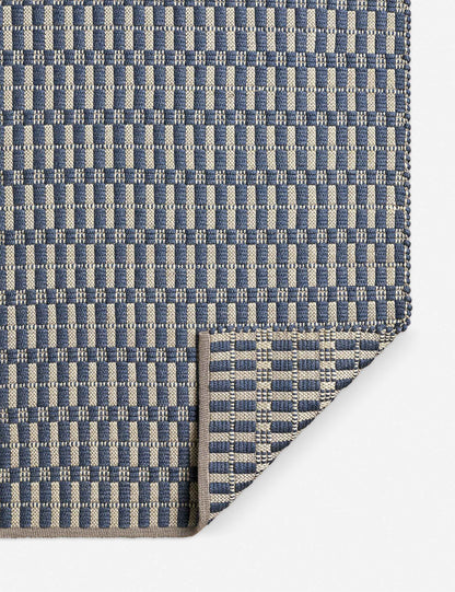 Quinto Indoor / Outdoor Handwoven Rug