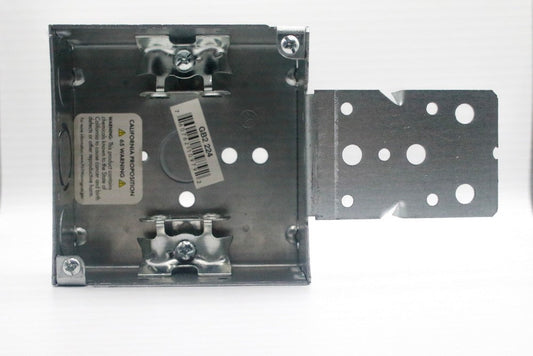 4 In Square Box Welded 1-1/2 In Deep With Ac/Mc/Flex Clamps Three 1/2 In