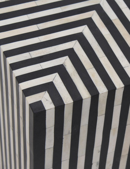 Trendyl Side Table