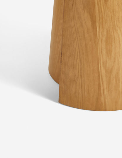 Pau Round Dining Table