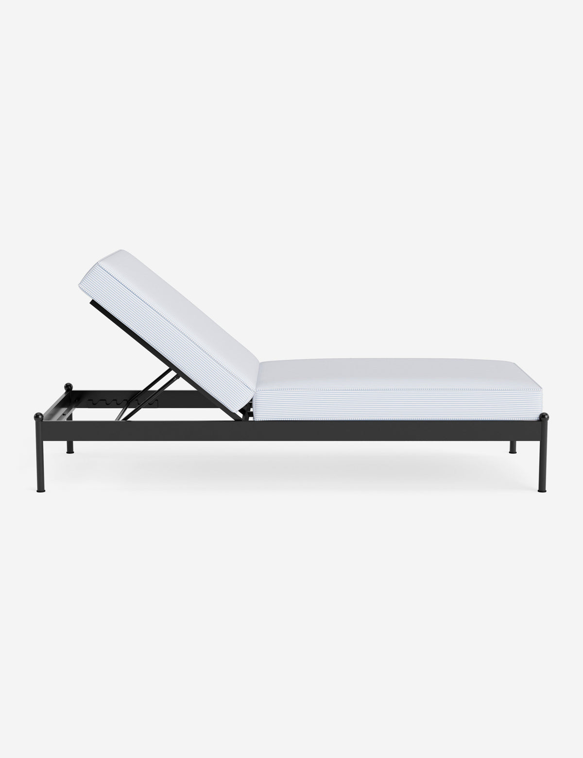 Leni Outdoor Chaise
