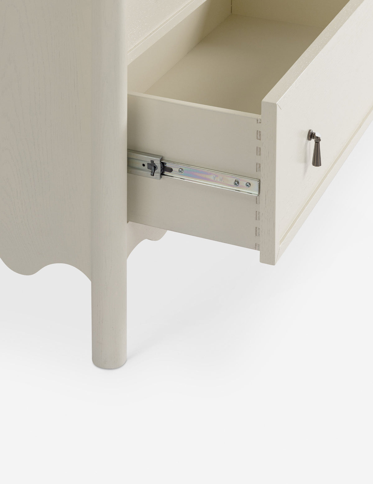 Millie Dresser