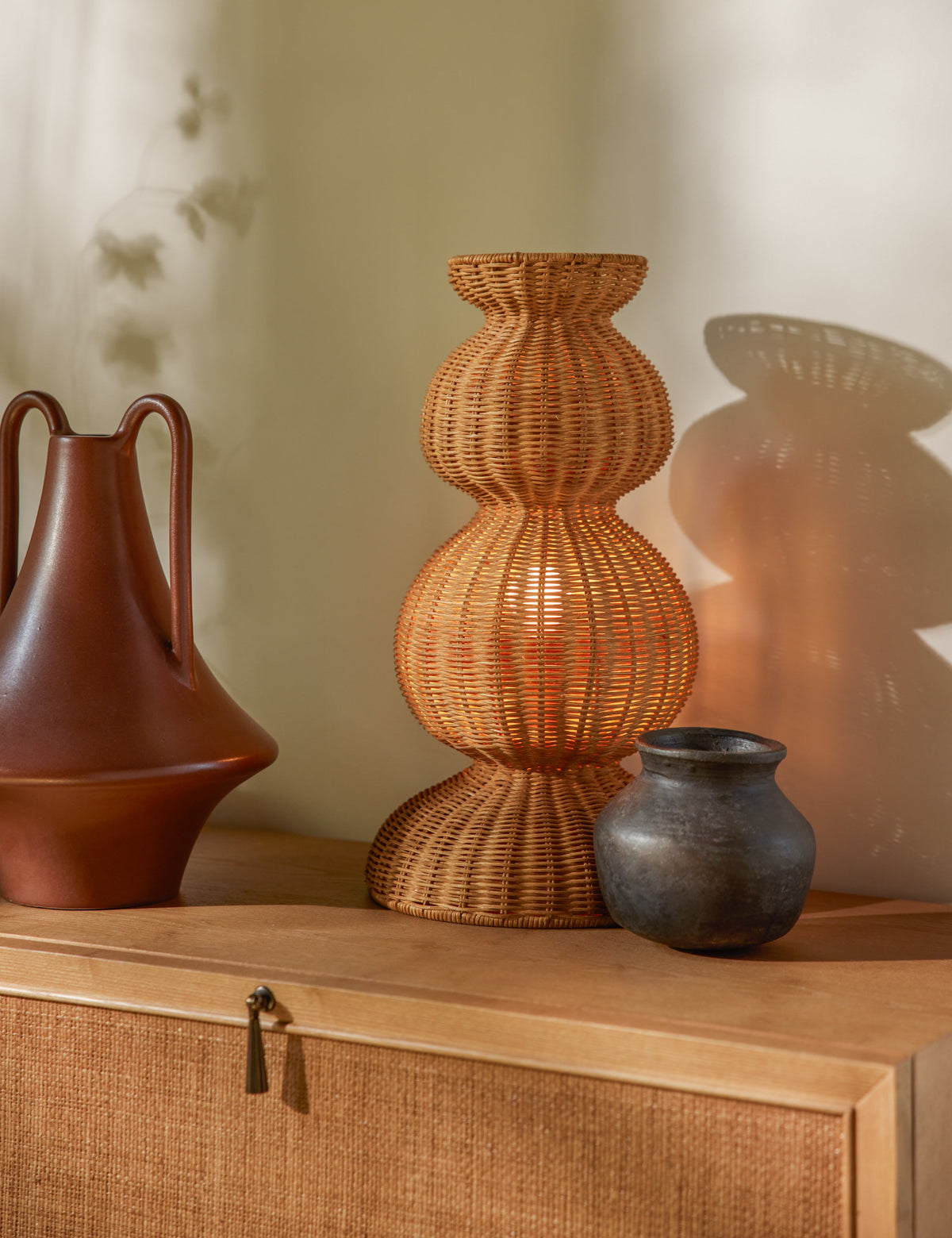 Olivera Table Lamp