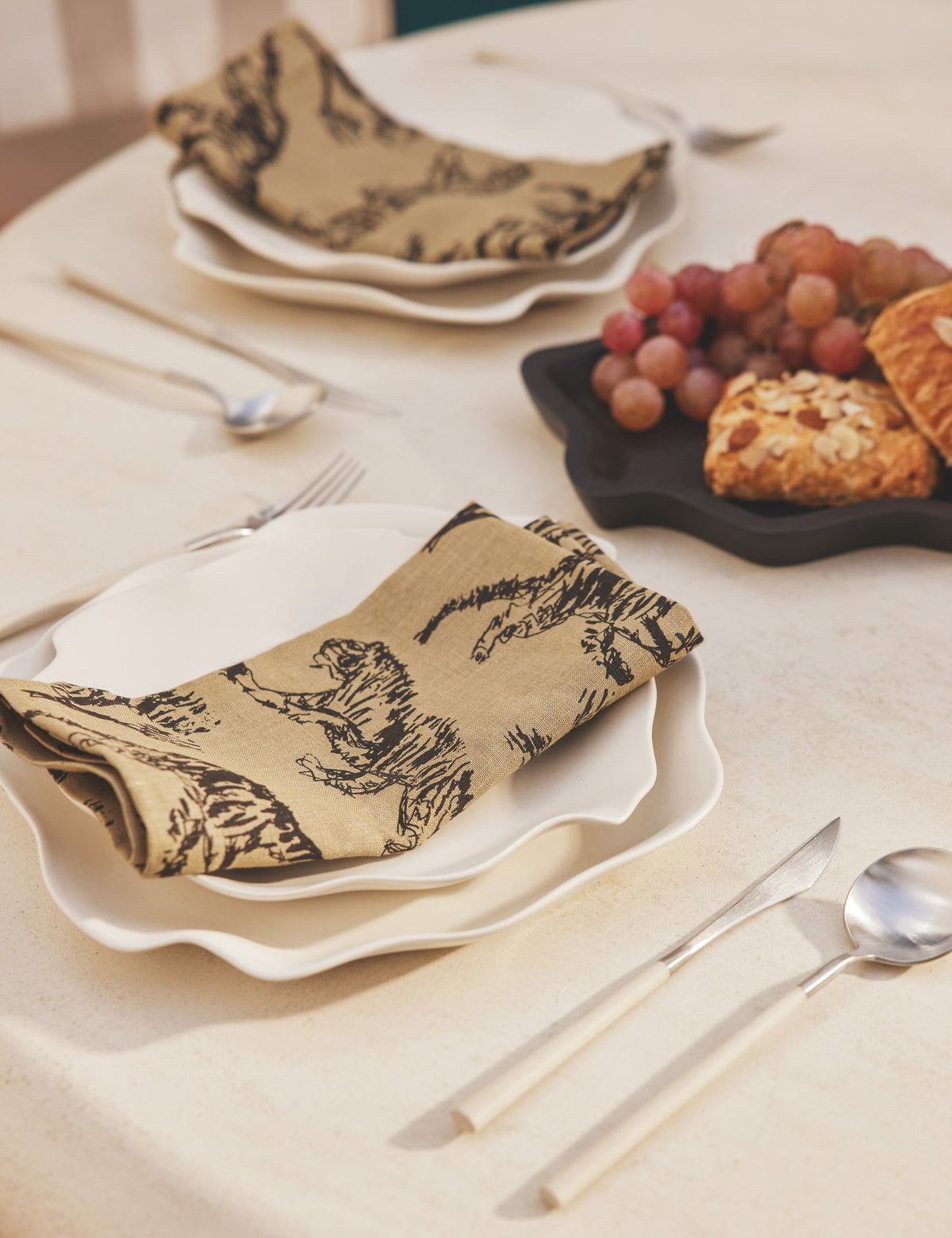 Tiger Linen Napkins (Set of 4) by Sarah Sherman Samuel