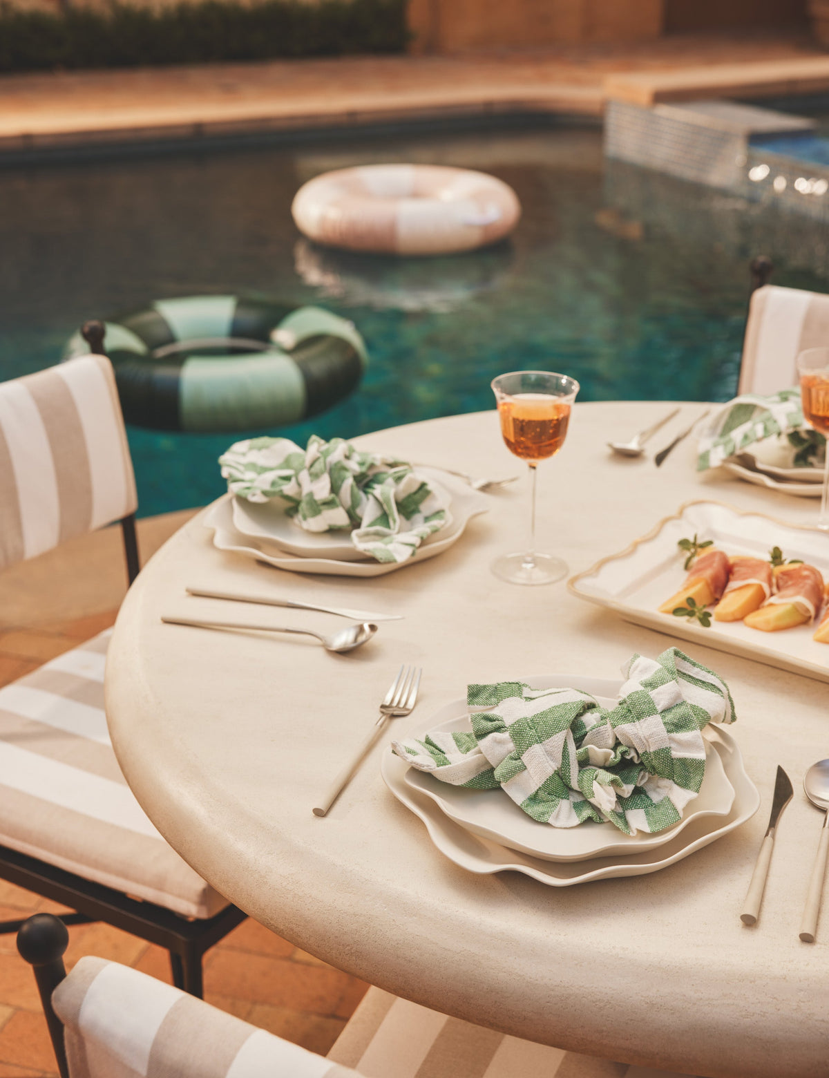 Nadia Satin-Matte Stoneware Dinnerware