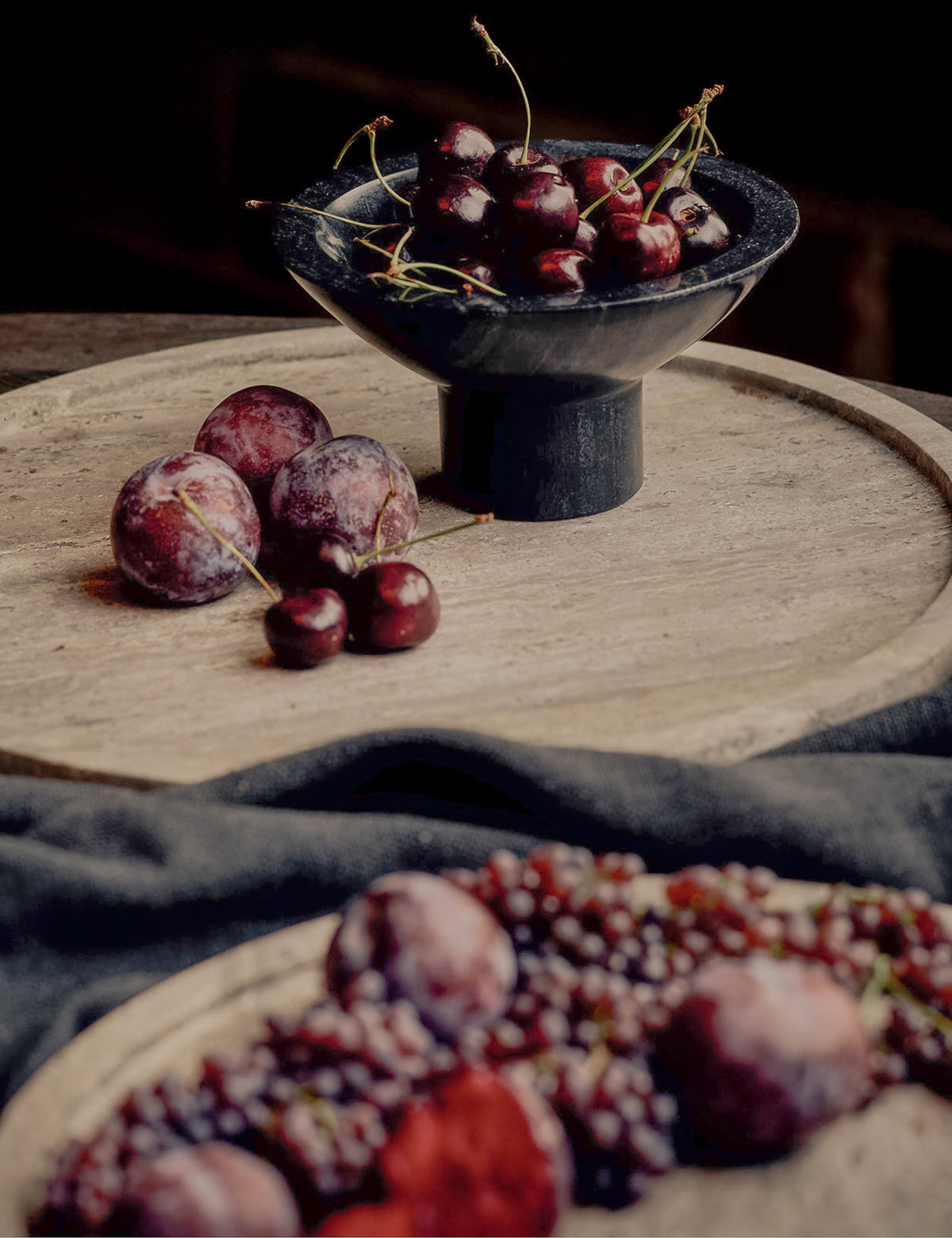 Sutton Round Trays (Set of 2) by Regina Andrew