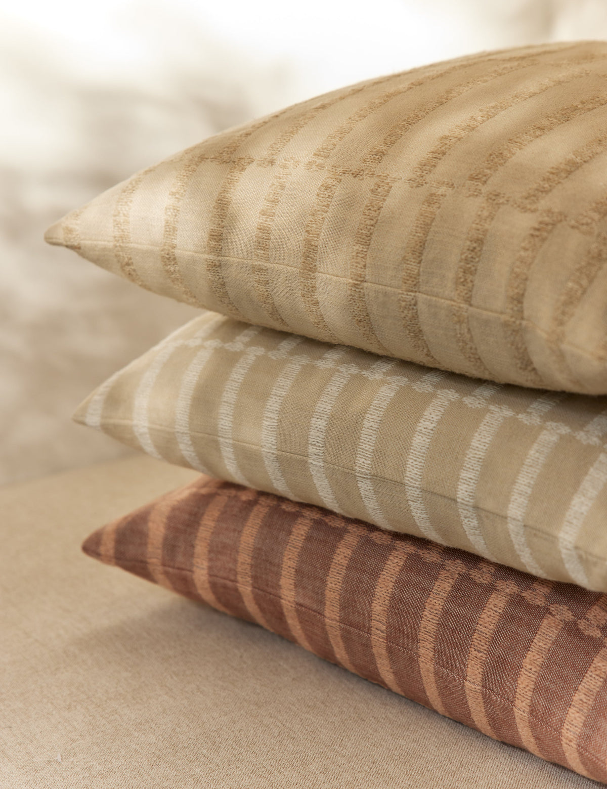 Thisbe Pillow