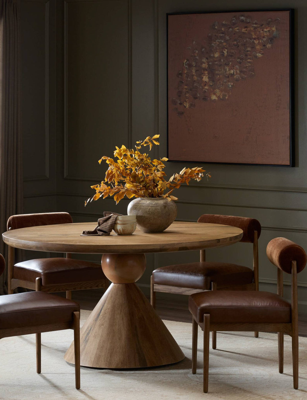 Jasmine Round Dining Table