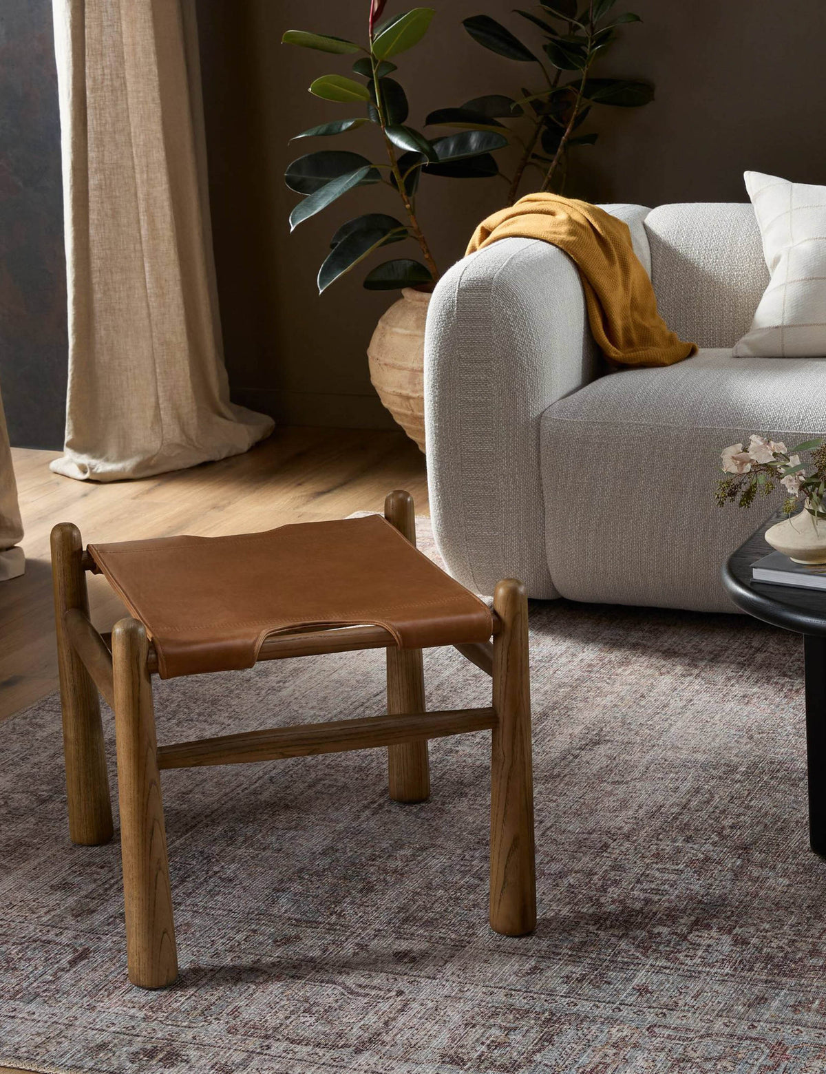 Radburn Stool