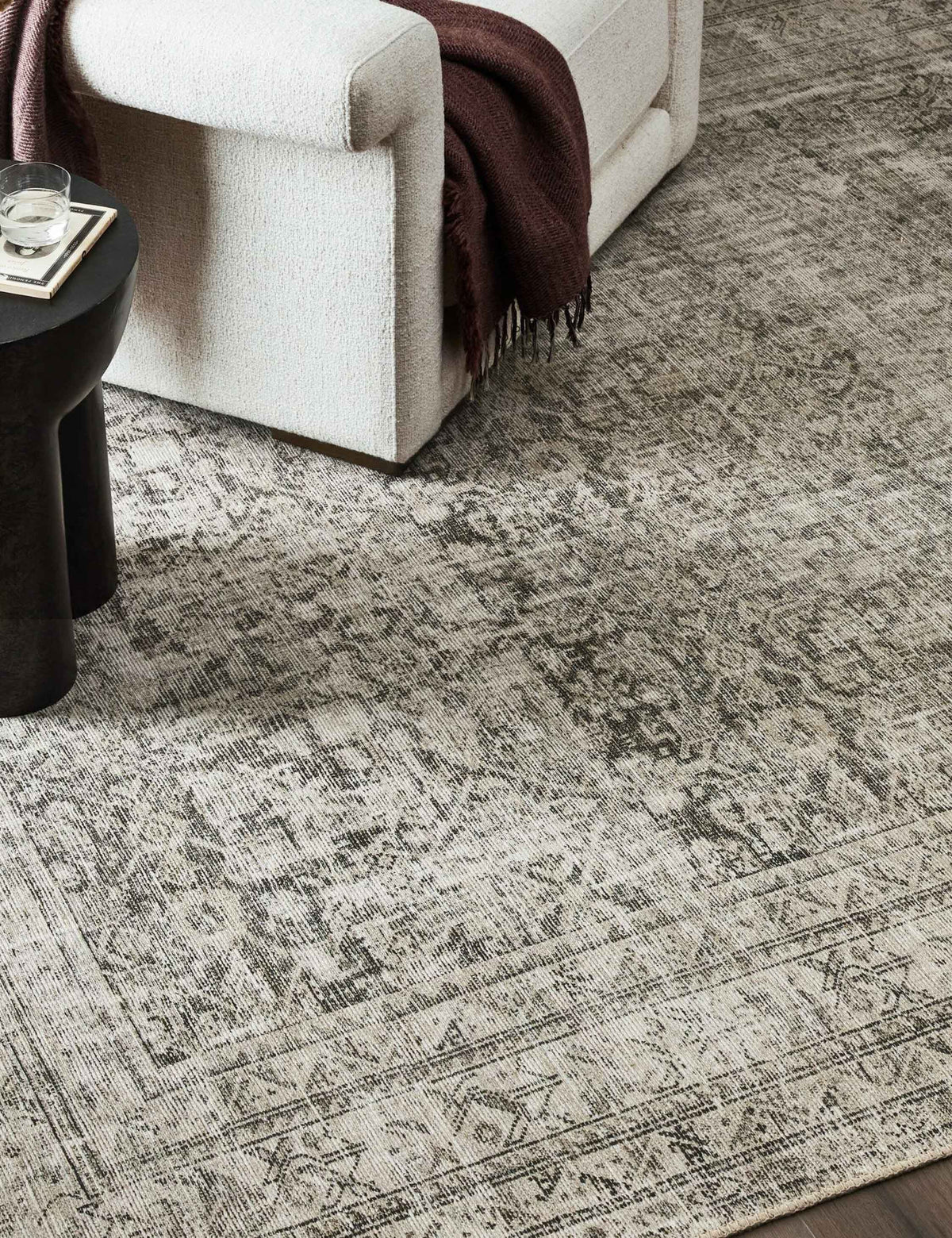 Lonna Rug