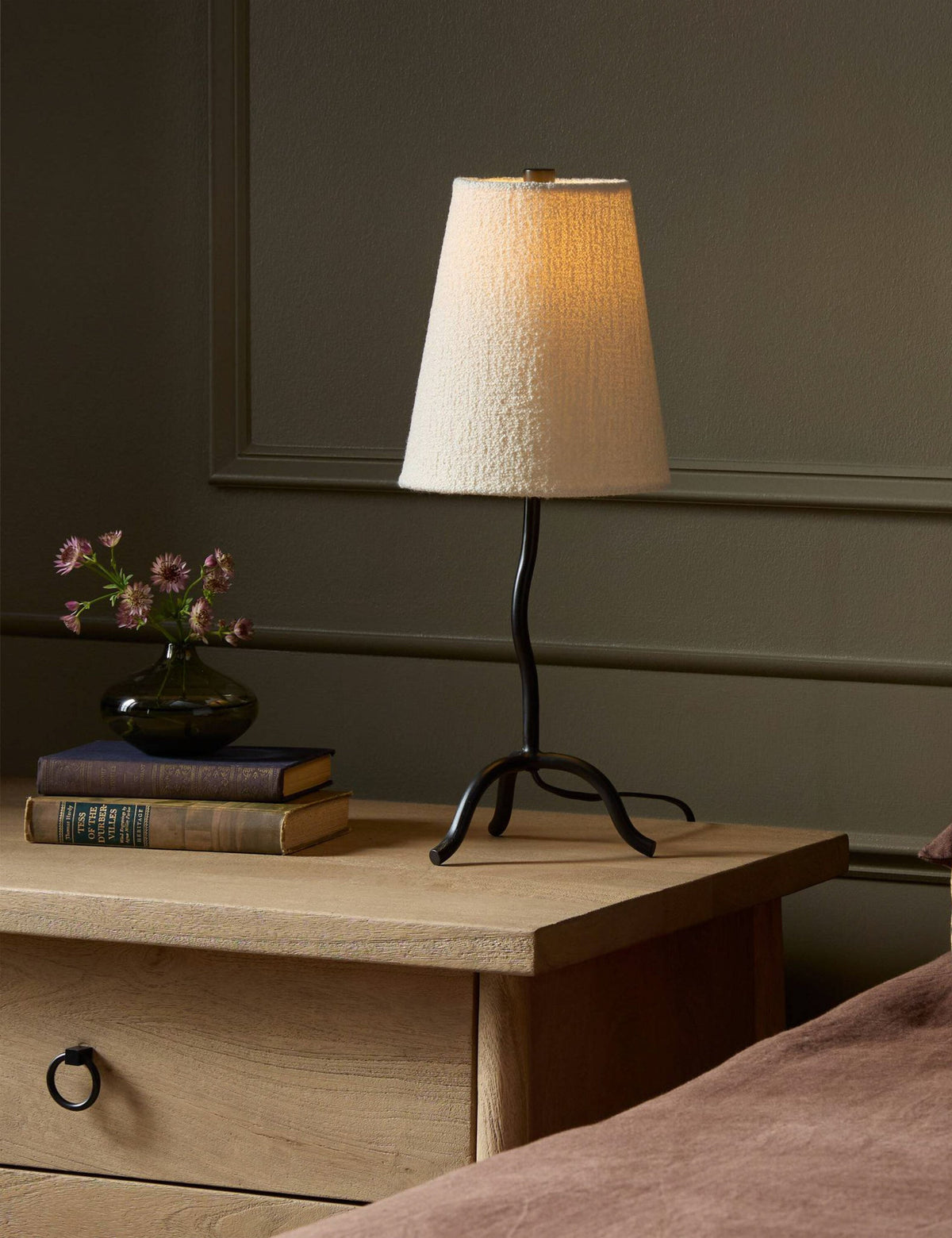 Justino Table Lamp