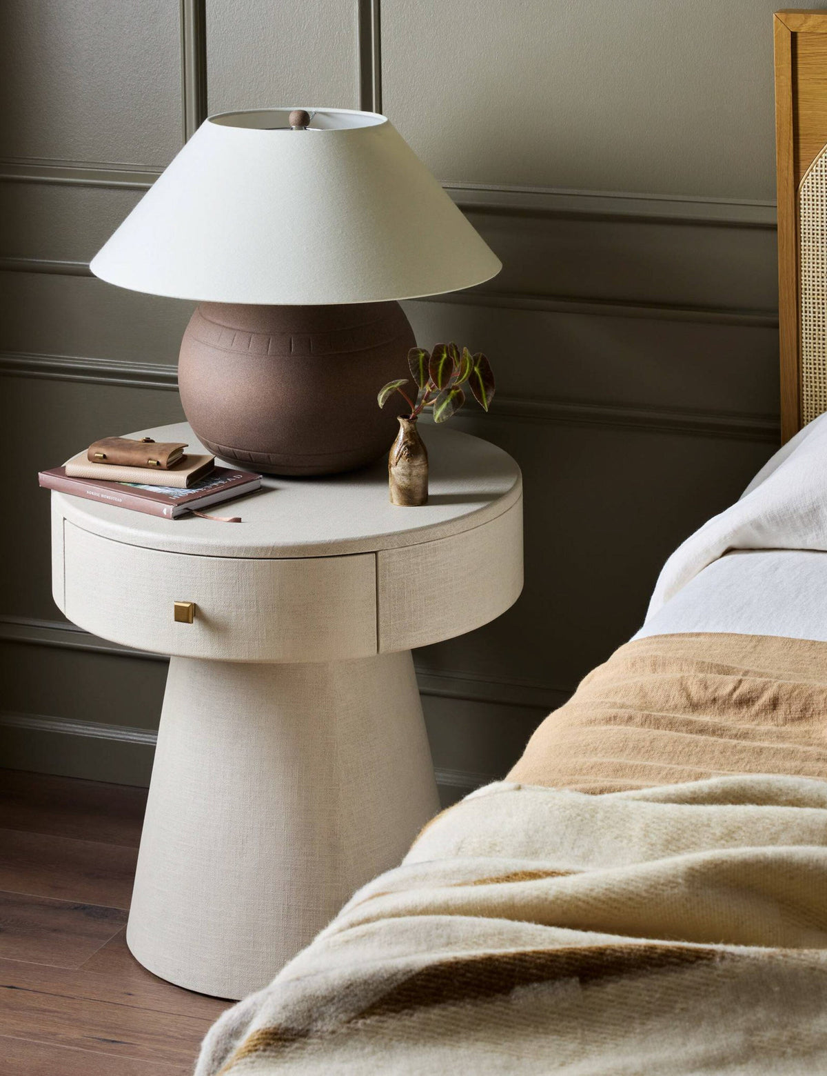 Mazi Nightstand