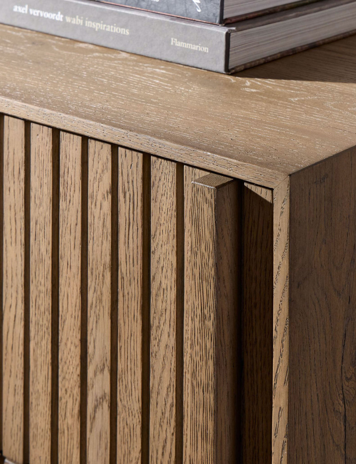 Henley Dresser