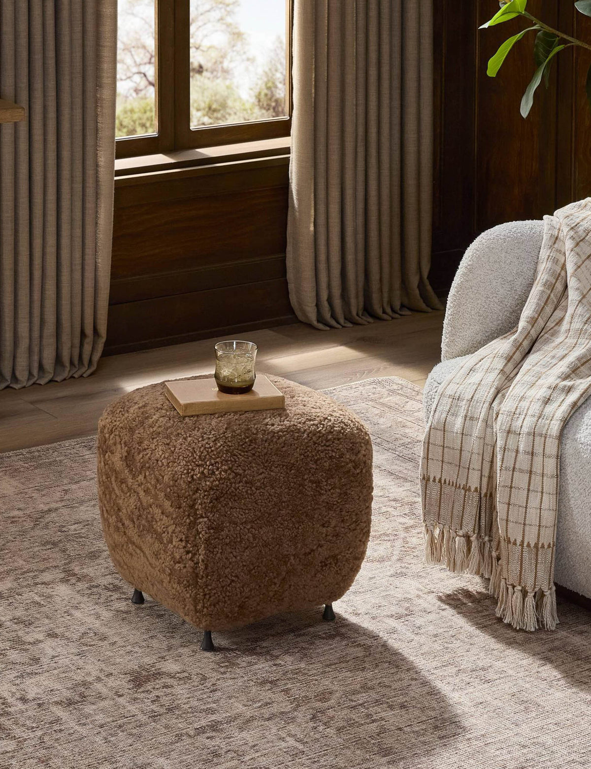 Kerri Ottoman