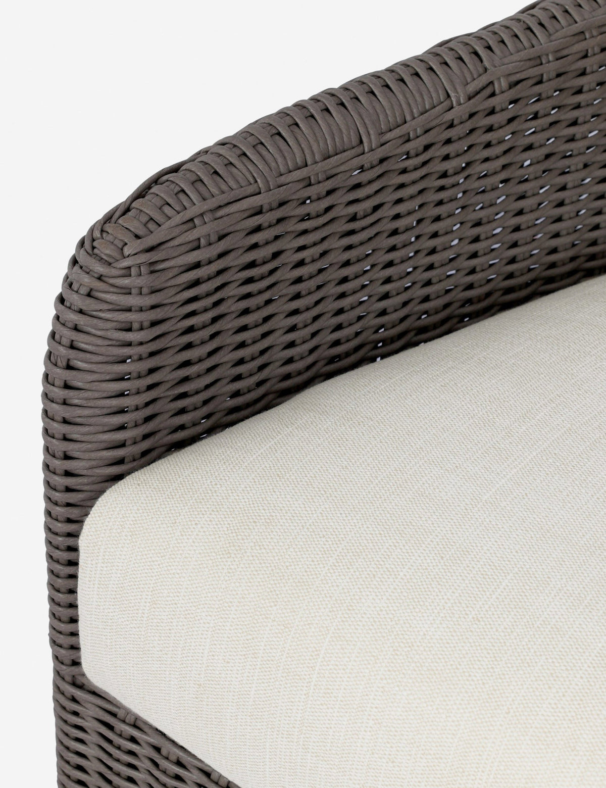 Toya Outdoor Swivel Chair