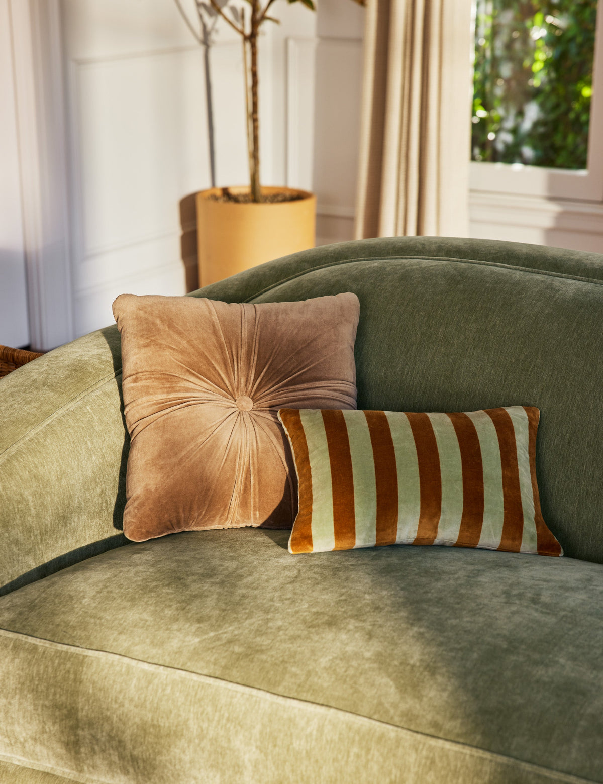 Monroe Velvet Pillow