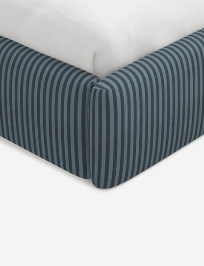 Nabiha Platform Bed
