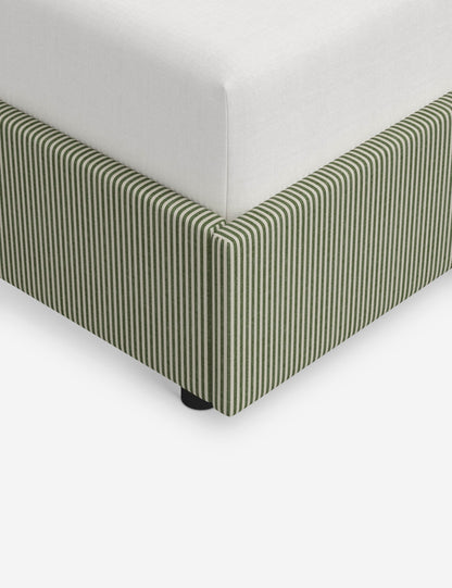 Adara Camelback Bed