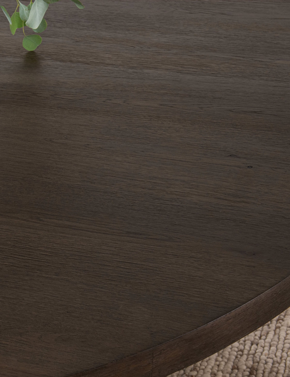 Arbelo Round Dining Table