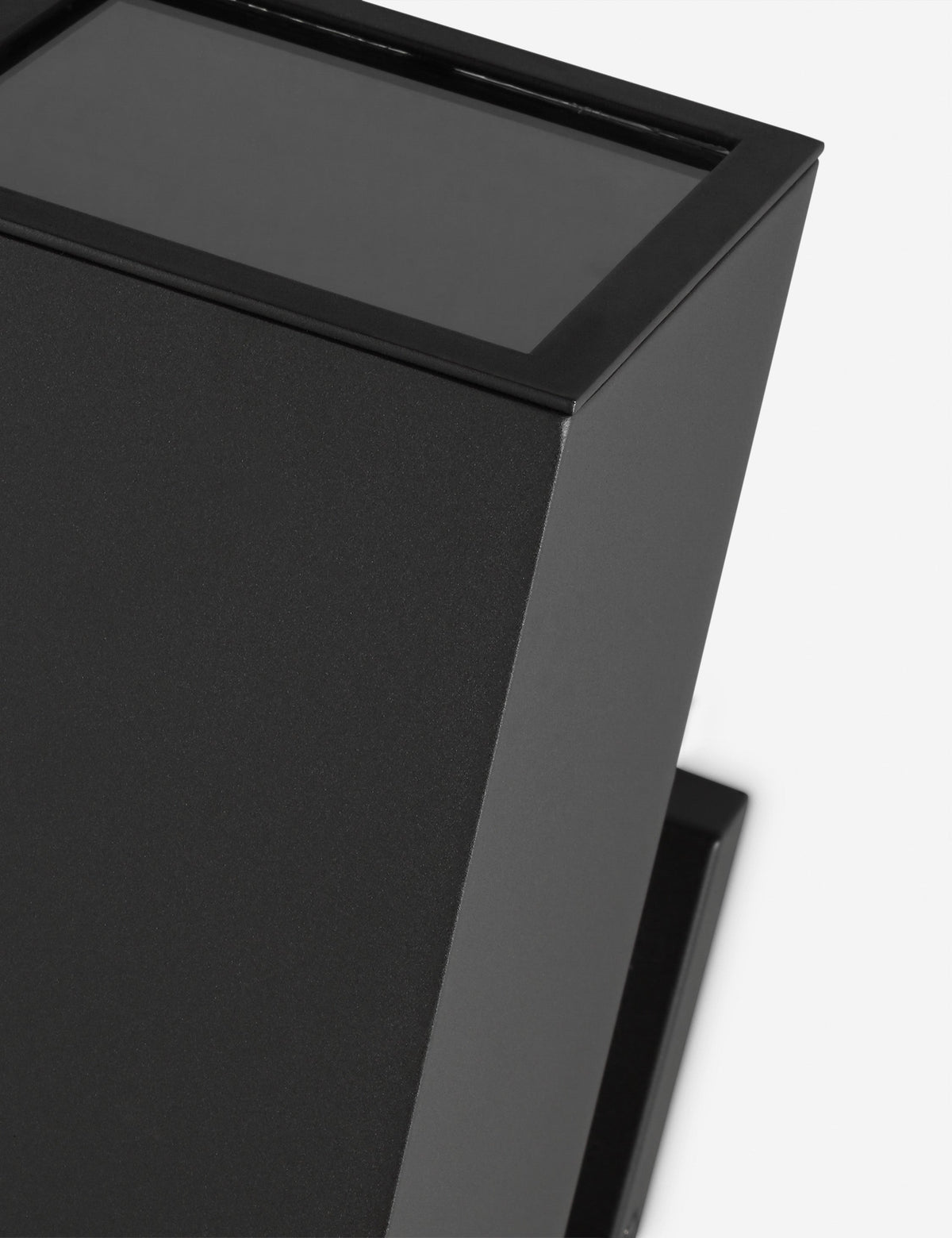 Lennart Outdoor Sconce