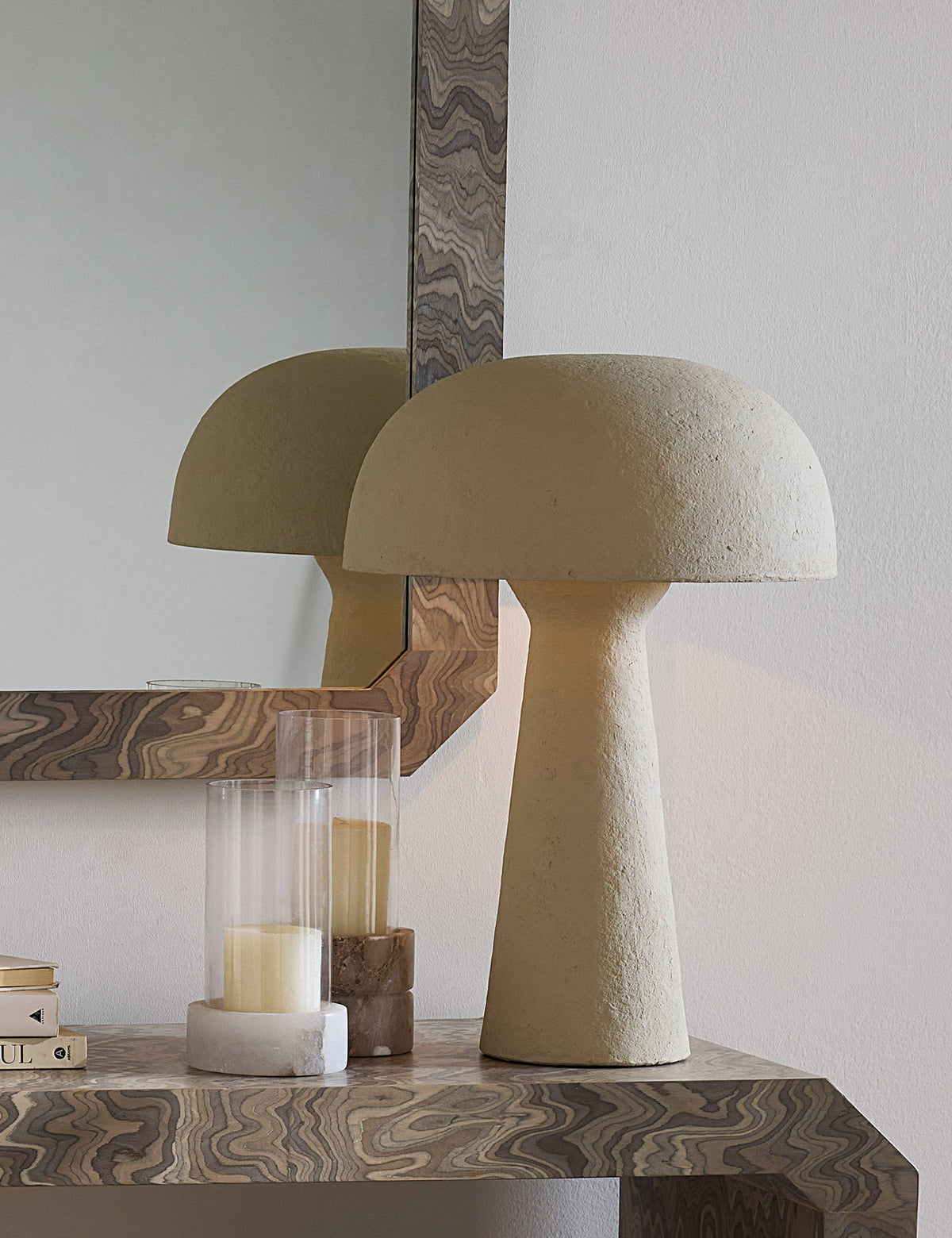 Jaffe Table Lamp