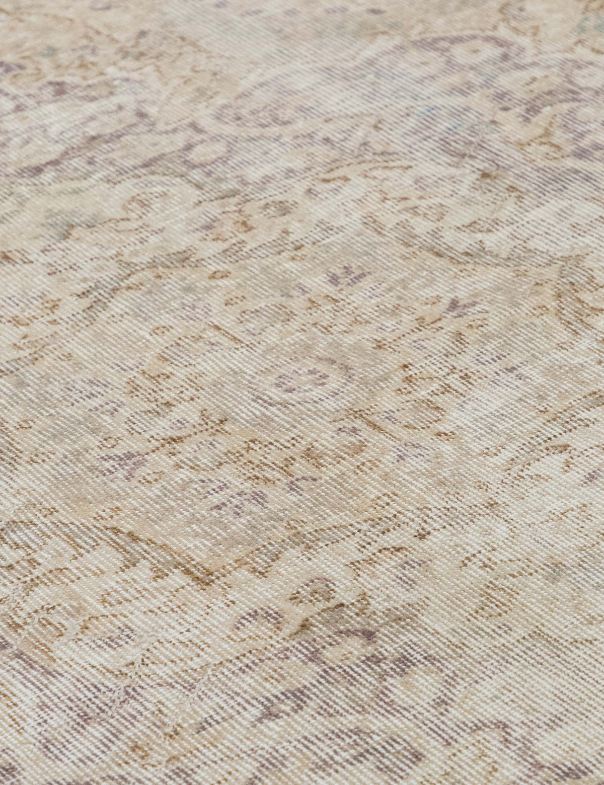 Vintage Turkish Hand-Knotted Wool Rug No. 541, 7'9" x 11'3"