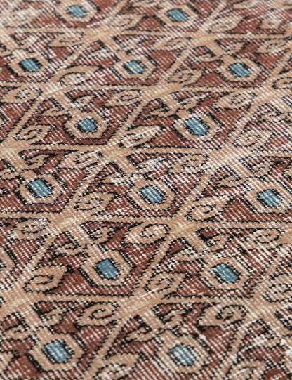 Vintage Turkish Hand-Knotted Wool Rug No. 549, 4' x 6'9"