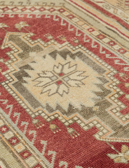 Vintage Turkish Hand-Knotted Wool Rug No. 559, 2'8" x 5'7"