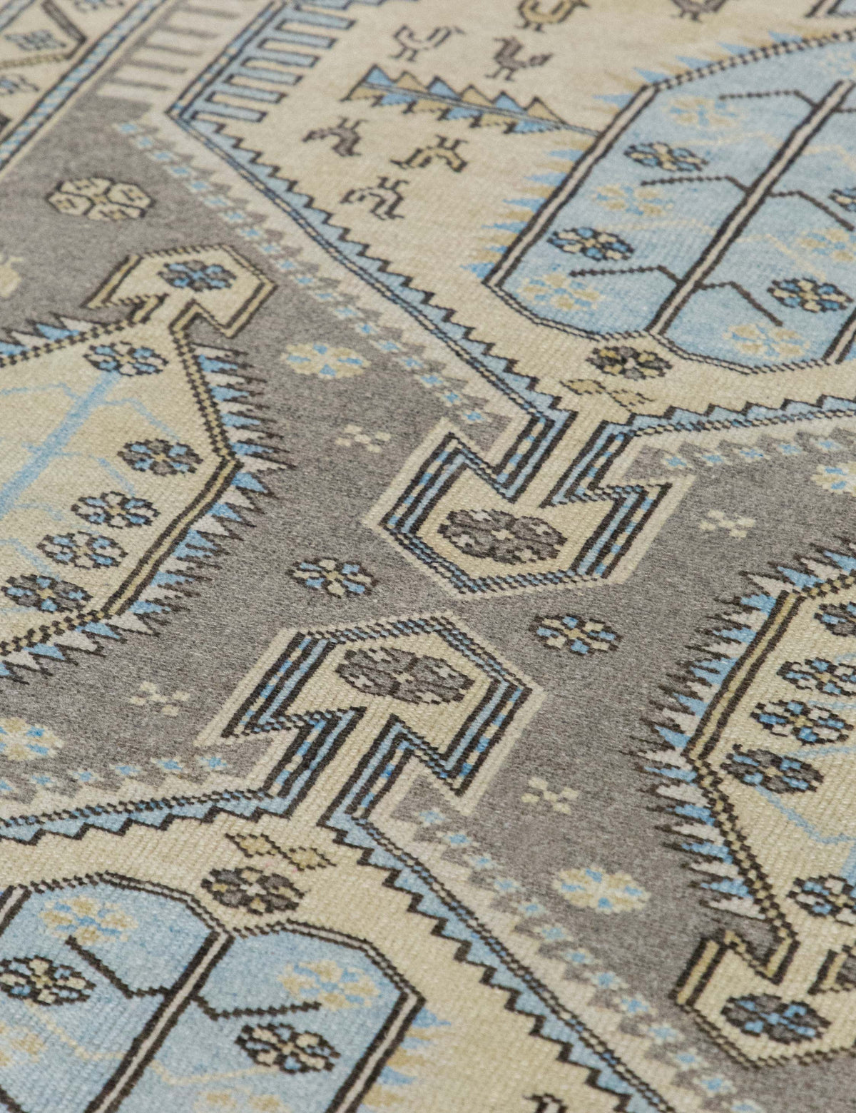 Vintage Turkish Hand-Knotted Wool Rug No. 563, 4'6" x 6'2"