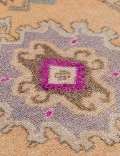Vintage Turkish Hand-Knotted Wool Mini Rug No. 313, 1'5" x 3'5"