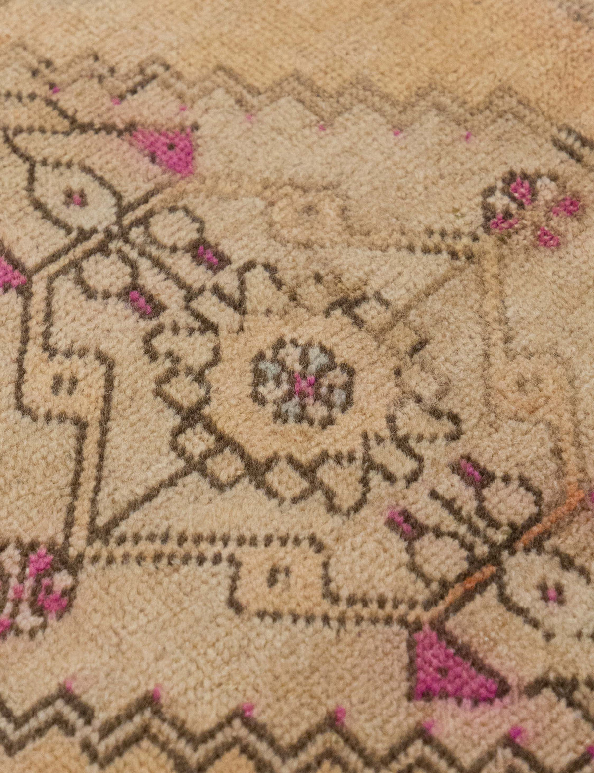 Vintage Turkish Hand-Knotted Wool Mini Rug No. 317, 1'6" x 3'4"
