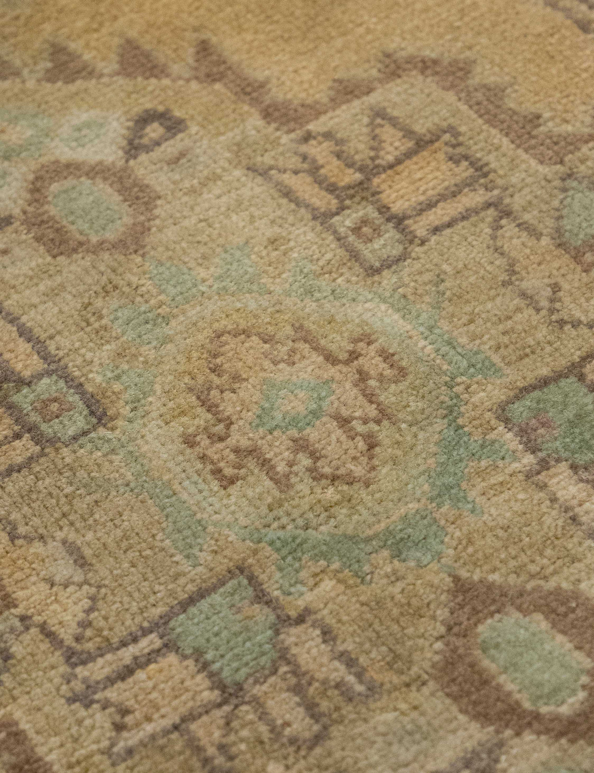 Vintage Turkish Hand-Knotted Wool Mini Rug No. 322, 1'2" x 3'5"