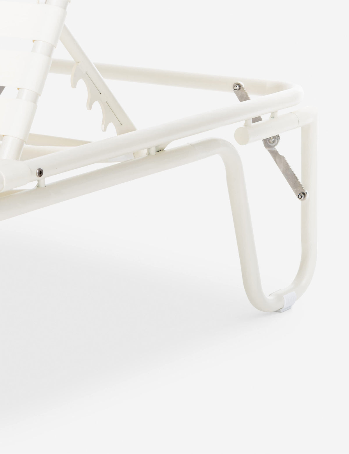 Sunliner Outdoor Chaise by Business & Pleasure Co.