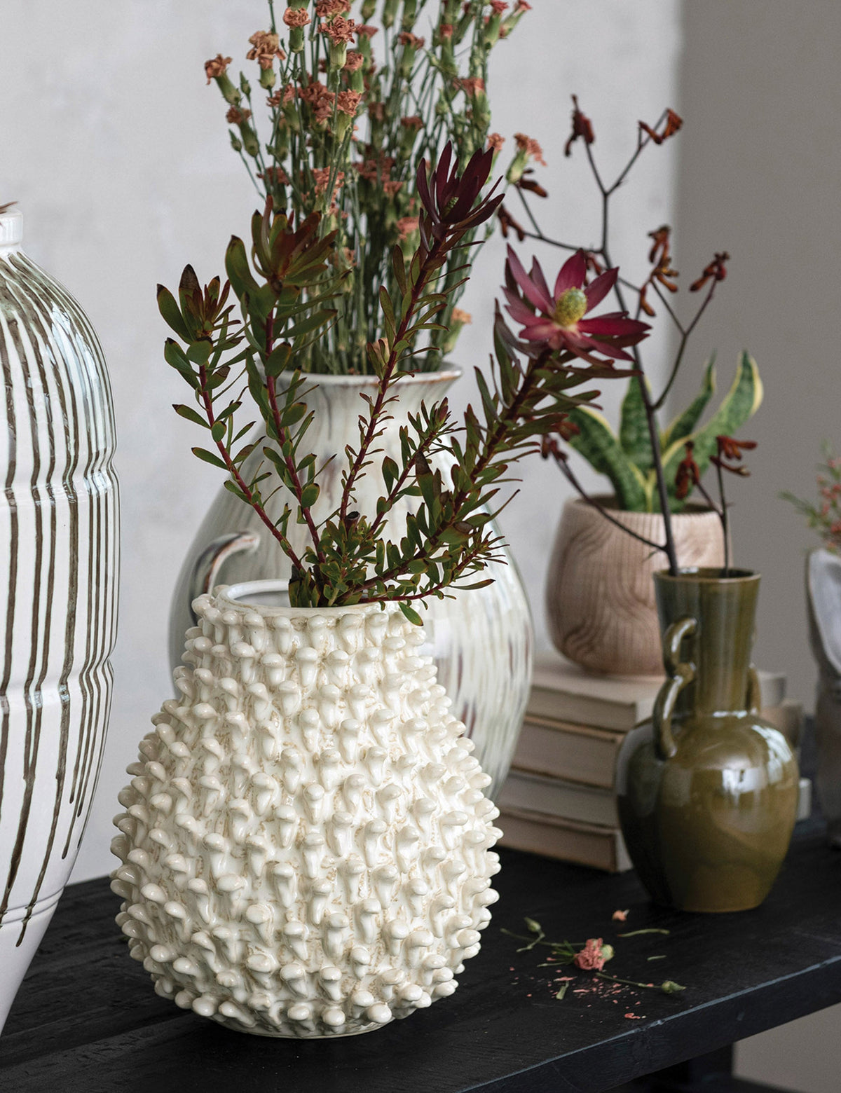Tressel Vase