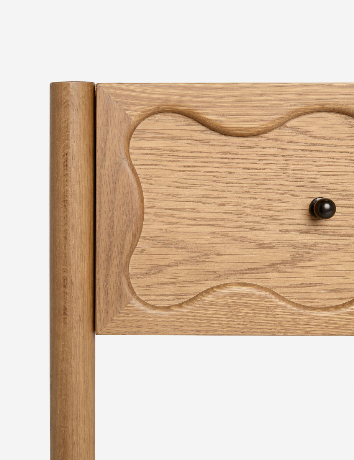 Fontaine Console by Aimee Song