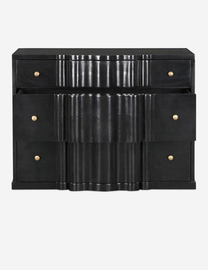 Osanne Dresser