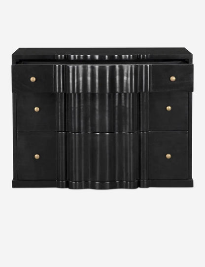 Osanne Dresser