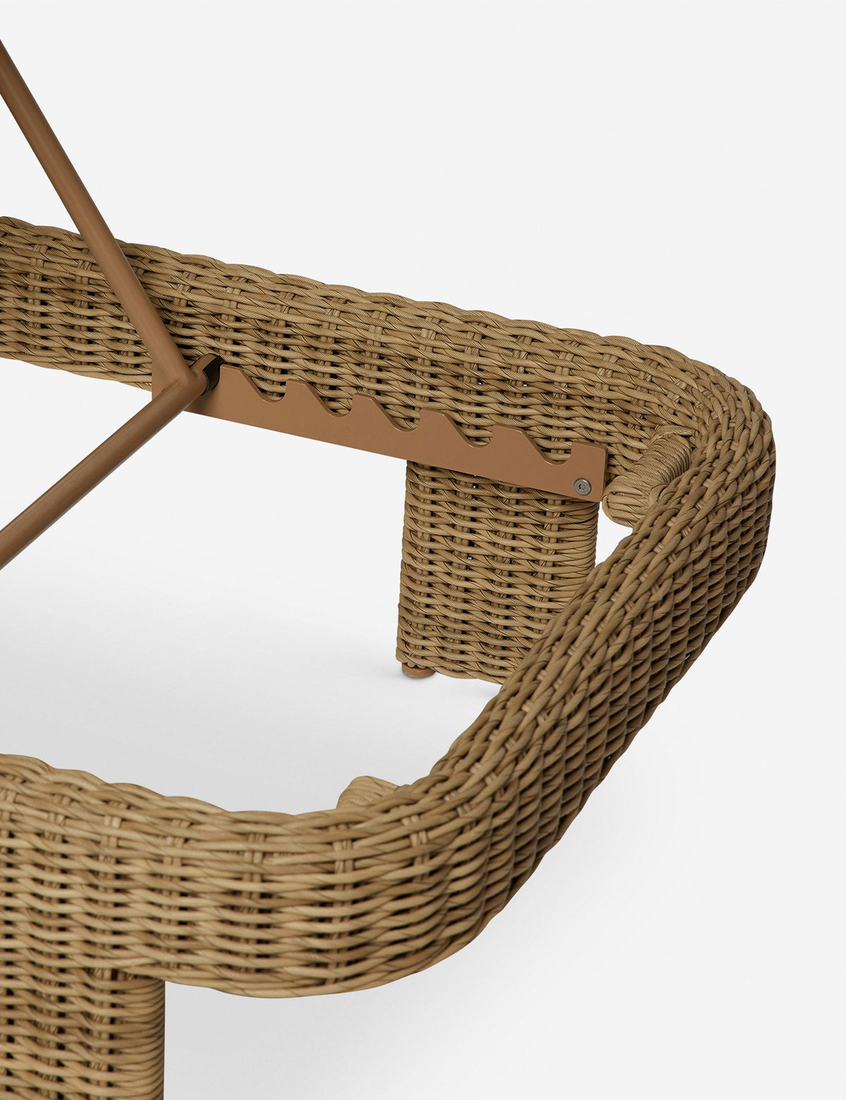 Hadler Outdoor Lounger, Ivory