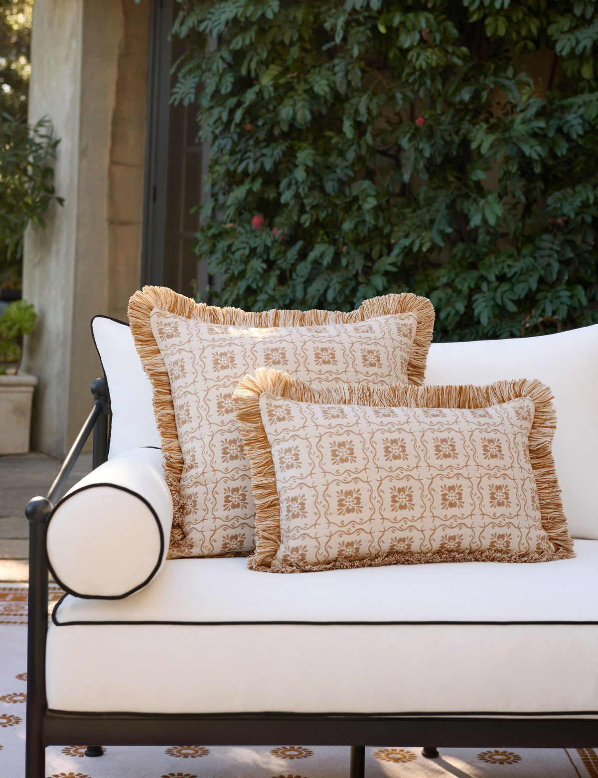 Halstead Indoor / Outdoor Pillow