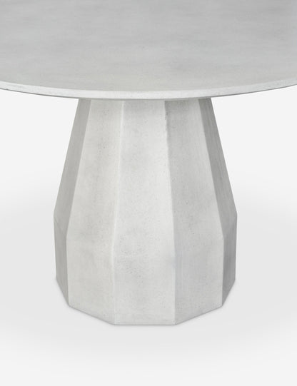 Kahra Indoor / Outdoor Round Dining Table
