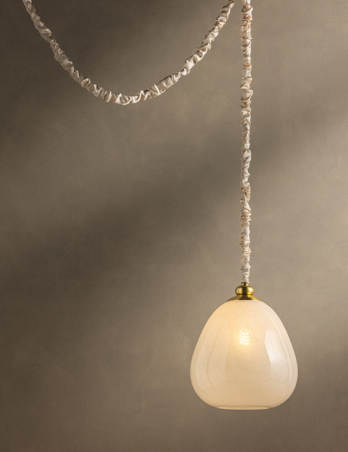 Ariyah Pendant Light