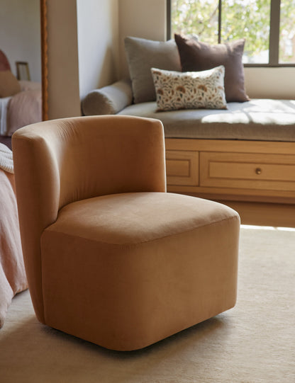 Lois Swivel Chair