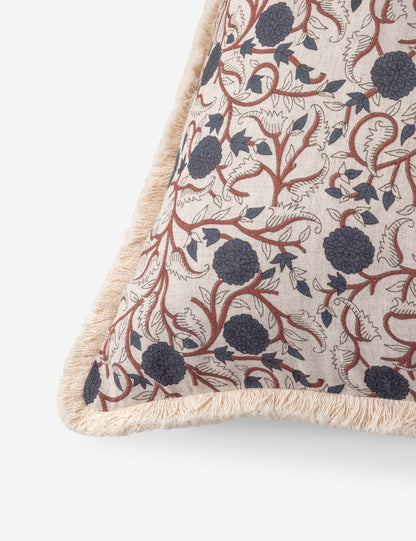 Kamiyah Pillow