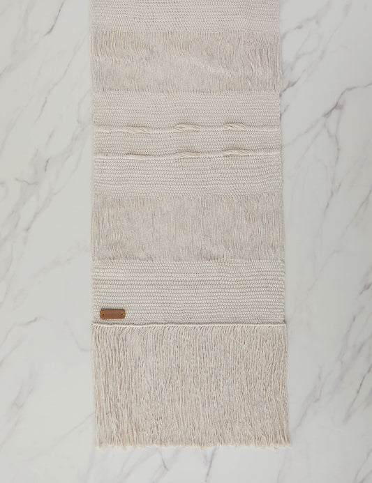 Threads Table Runner by Tallo de Olivo