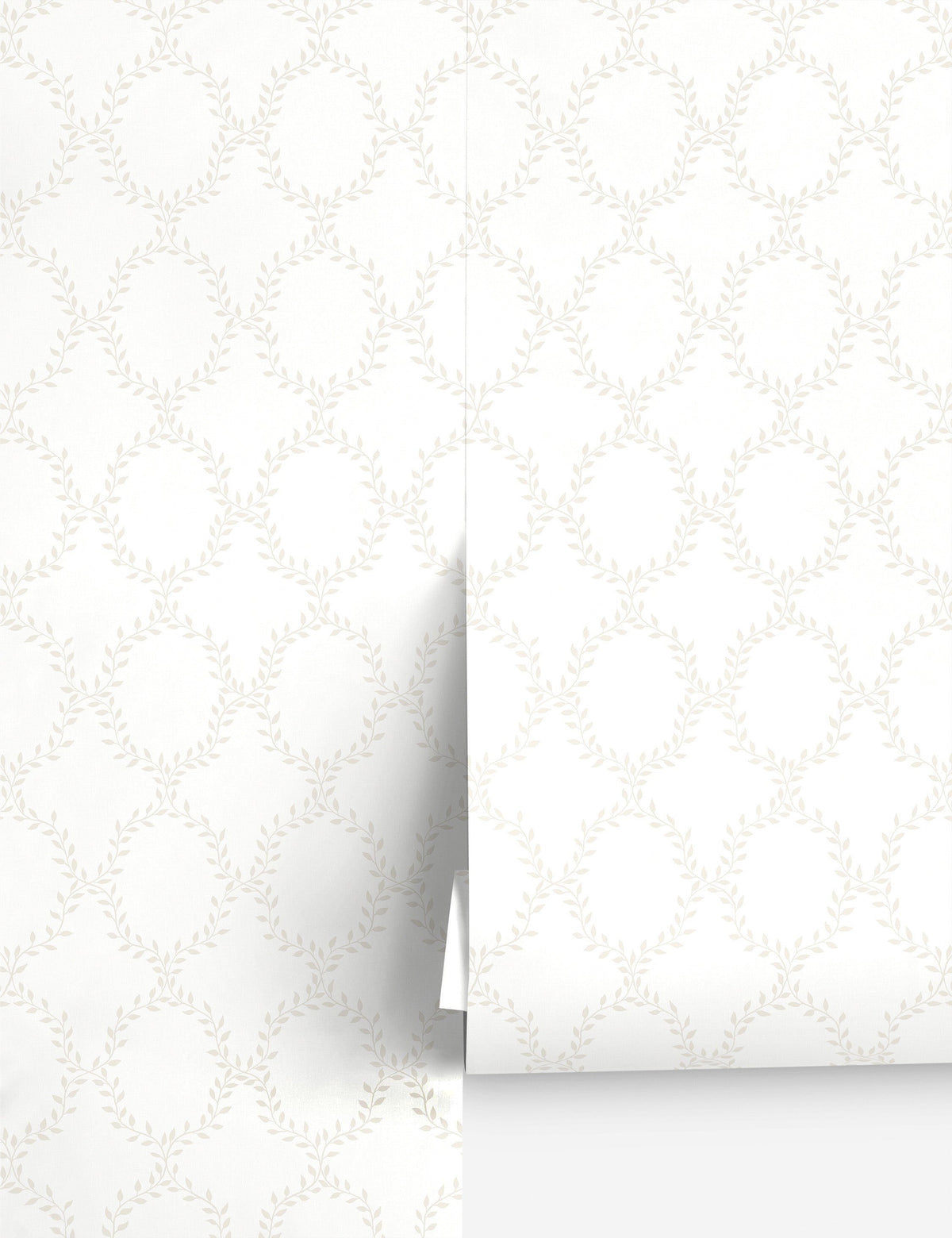 Wilma Wallpaper by Scalamandre