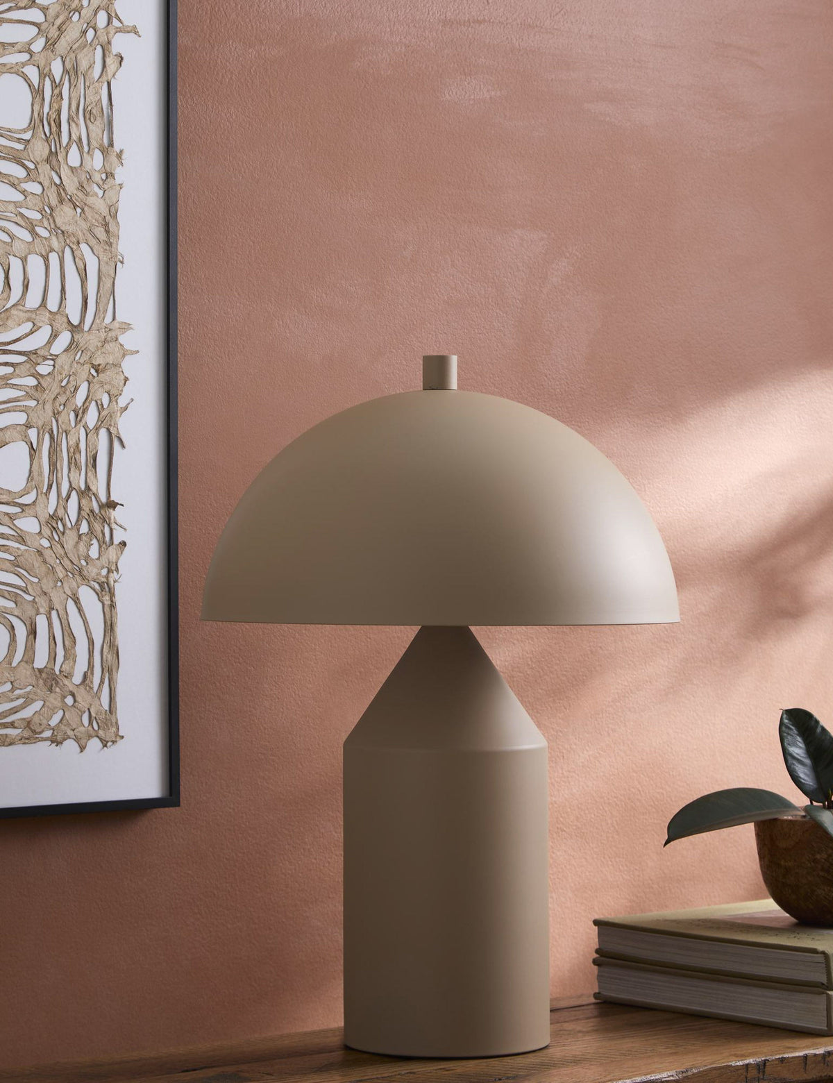 Ezri Table Lamp