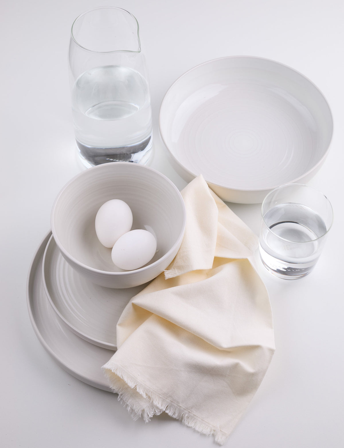 Essential Dinnerware 16-Piece Set by Hawkins New York