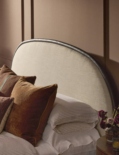 Elif Platform Bed